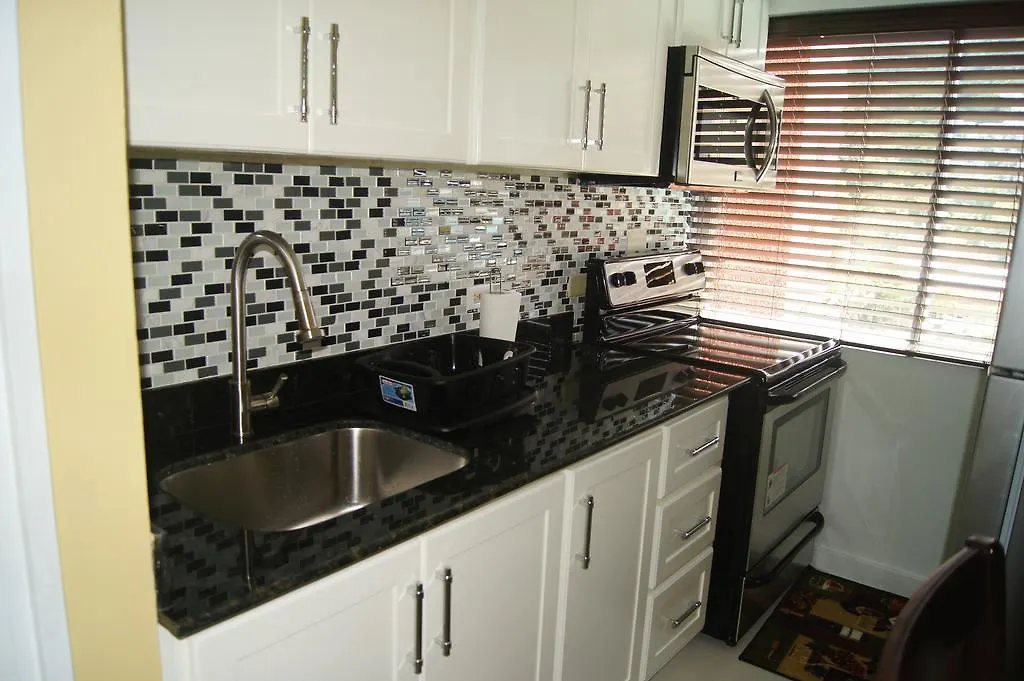 Alva Mae Apartment Ocho Rios