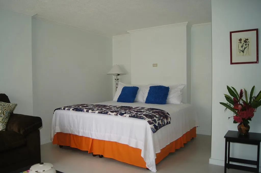 Alva Mae Apartment Ocho Rios