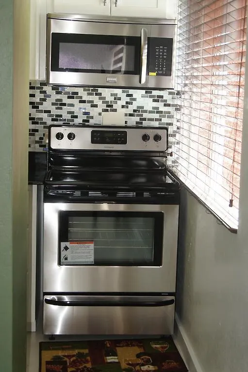 Alva Mae Apartment Ocho Rios